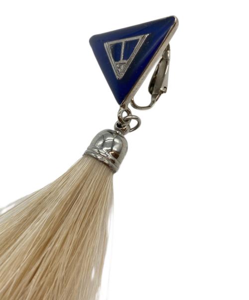 TOGA ARCHIVES（トーガアーカイブス）TOGA ARCHIVES (トーガアーカイブス) Triangle fringe earrings ネイビーの古着・服飾アイテム
