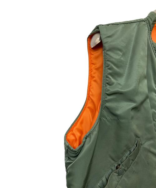 ALPHA INDUSTRIES（アルファインダストリーズ）ALPHA INDUSTRIES (アルファインダストリーズ) USA製 VEST,FLYER'S MAN オリーブ サイズ:Mの古着・服飾アイテム