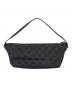 GUCCI (グッチ) GGキャンバスポーチ ブラック：15000円
