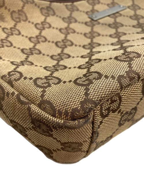 GUCCI（グッチ）GUCCI (グッチ) GGキャンバスショルダーバッグ ベージュの古着・服飾アイテム