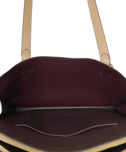COACH（コーチ）COACH (コーチ) テイタム キャリーオールトートバッグ ベージュの古着・服飾アイテム