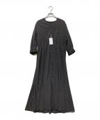 BALLSEYボールジィ）の古着「ドットプリント Vネックマーメイドワンピース」｜ホワイト×ブラック