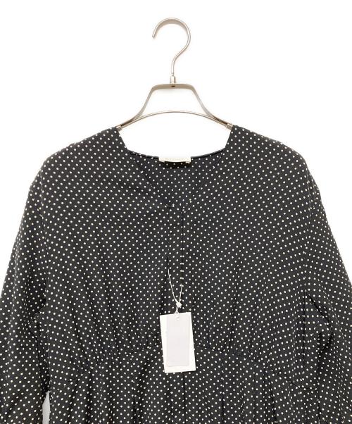 BALLSEY（ボールジィ）BALLSEY (ボールジィ) ドットプリント Vネックマーメイドワンピース ホワイト×ブラック サイズ:36 未使用品の古着・服飾アイテム