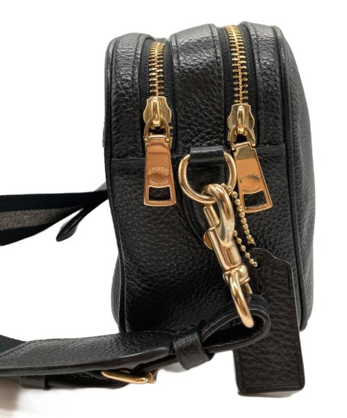 COACH（コーチ）COACH (コーチ) エンボスロゴショルダーバッグ ブラックの古着・服飾アイテム
