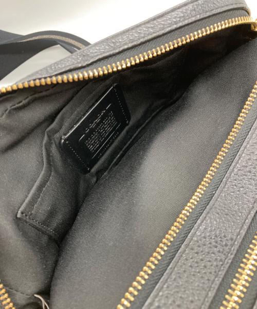 COACH（コーチ）COACH (コーチ) エンボスロゴショルダーバッグ ブラックの古着・服飾アイテム