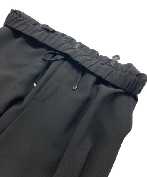 23区（ニジュウサンク）23区 (ニジュウサンク) 2WAYストレッチツイル ワイドパンツ ブラック サイズ:SIZE 44の古着・服飾アイテム