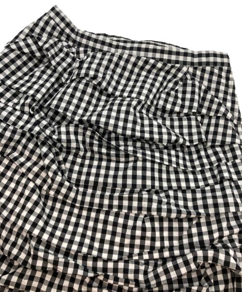 COMME des GARCONS COMME des GARCONS（コムデギャルソン コムデギャルソン）COMME des GARCONS COMME des GARCONS (コムデギャルソン コムデギャルソン) ギンガムチェック ティアードロングスカート ホワイト×ブラック サイズ:SSの古着・服飾アイテム