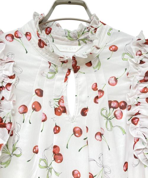 LILLIAN CARAT（リリアンカラット）LILLIAN CARAT (リリアンカラット) チェリーワンピース ホワイト サイズ:SIZE 2の古着・服飾アイテム