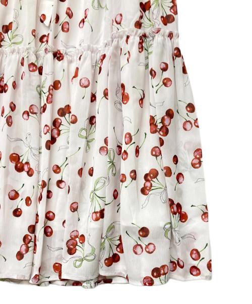 LILLIAN CARAT（リリアンカラット）LILLIAN CARAT (リリアンカラット) チェリーワンピース ホワイト サイズ:SIZE 2の古着・服飾アイテム