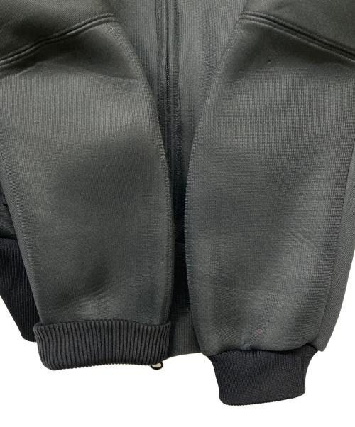 Y-3（ワイスリー）Y-3 (ワイスリー) ロゴ刺繍ボンディングジップブルゾン ブラック サイズ:Sの古着・服飾アイテム