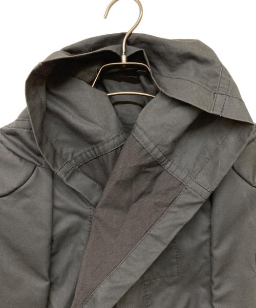 COMME des GARCONS（コムデギャルソン）COMME des GARCONS (コムデギャルソン) デザインフーデッドコート ブラック サイズ:XSの古着・服飾アイテム