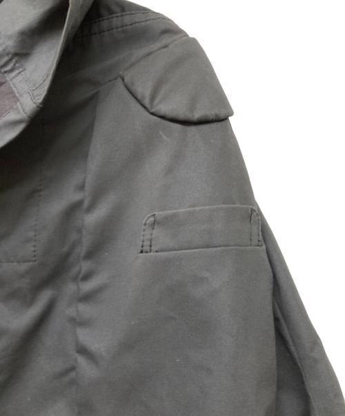 COMME des GARCONS（コムデギャルソン）COMME des GARCONS (コムデギャルソン) デザインフーデッドコート ブラック サイズ:XSの古着・服飾アイテム