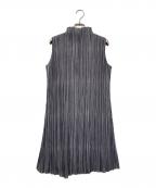 PLEATS PLEASEプリーツプリーズ）の古着「フレンチスリーブプリーツワンピース」｜グレー