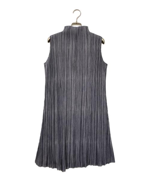 PLEATS PLEASE（プリーツプリーズ）PLEATS PLEASE (プリーツプリーズ) フレンチスリーブプリーツワンピース グレー サイズ:size2の古着・服飾アイテム