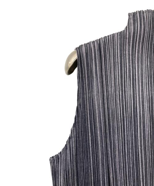 PLEATS PLEASE（プリーツプリーズ）PLEATS PLEASE (プリーツプリーズ) フレンチスリーブプリーツワンピース グレー サイズ:size2の古着・服飾アイテム