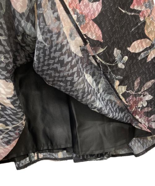 CELFORD（セルフォード）CELFORD (セルフォード) カットジャガードプリントタックスカート ブラック サイズ:38の古着・服飾アイテム