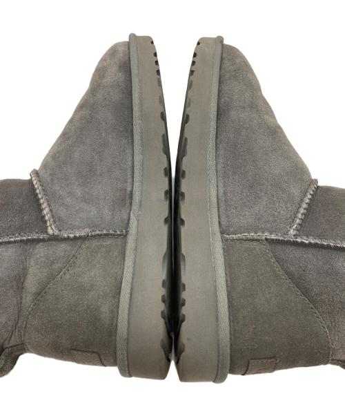 UGG（アグ）UGG (アグ) Classic Mini II グレー サイズ:25の古着・服飾アイテム