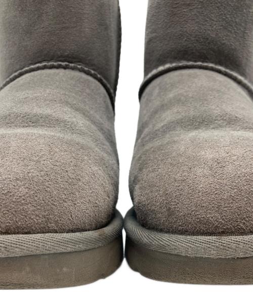 UGG（アグ）UGG (アグ) Classic Mini II グレー サイズ:25の古着・服飾アイテム