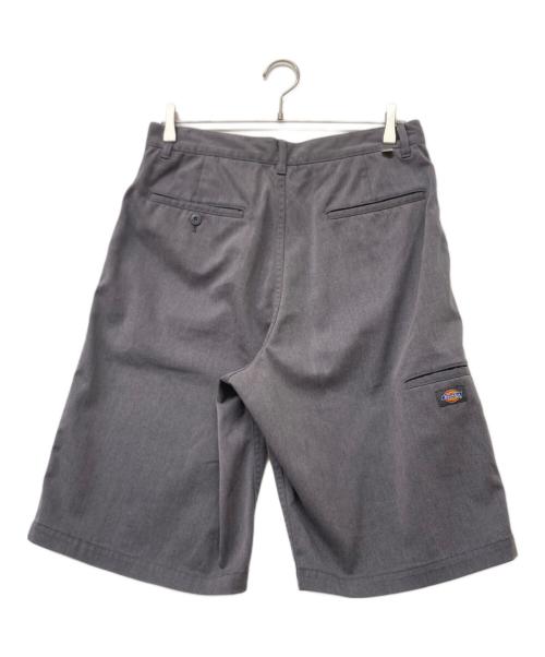 FreshService（フレッシュサービス）FreshService (フレッシュサービス) Dickies (ディッキーズ) Wide Shorts(ワイド ショーツ) グレー サイズ:sizeMの古着・服飾アイテム