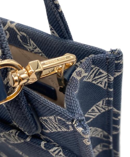 MICHAEL KORS（マイケル・コース）MICHAEL KORS (マイケル・コース) キャンバスショルダーバッグ ネイビー サイズ:-の古着・服飾アイテム