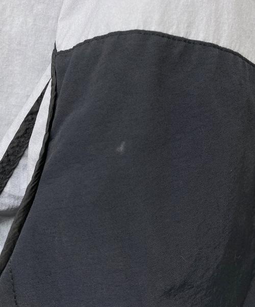 STONE ISLAND（ストーンアイランド）STONE ISLAND (ストーンアイランド) 22SS ガーメントダイコーティングナイロンジップフーディ ブラック サイズ:XXLの古着・服飾アイテム