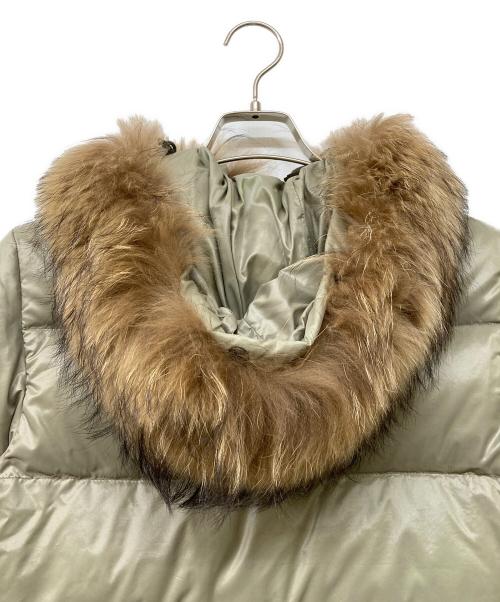 DUVETICA（デュベティカ）DUVETICA (デュベティカ) Adhara（アダラ） ラクーンファーダウンジャケット オリーブ サイズ:40の古着・服飾アイテム