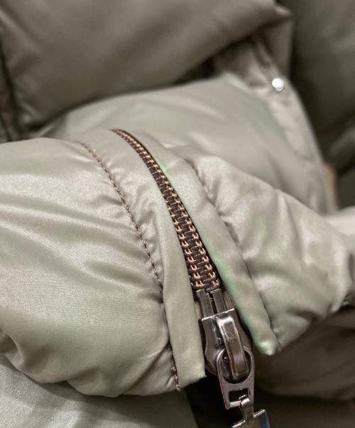 DUVETICA（デュベティカ）DUVETICA (デュベティカ) Adhara（アダラ） ラクーンファーダウンジャケット オリーブ サイズ:40の古着・服飾アイテム