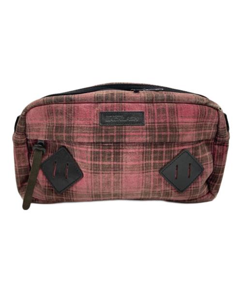 ISAMU KATAYAMA BACKLASH（イサムカタヤマ･バックラッシュ）ISAMU KATAYAMA BACKLASH (イサムカタヤマ・バックラッシュ) ビッグスウェードバッグ ショッキングピンク サイズ:-の古着・服飾アイテム