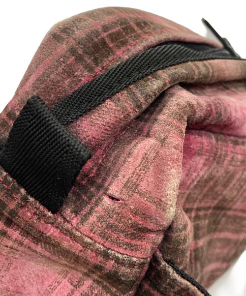 ISAMU KATAYAMA BACKLASH（イサムカタヤマ･バックラッシュ）ISAMU KATAYAMA BACKLASH (イサムカタヤマ・バックラッシュ) ビッグスウェードバッグ ショッキングピンク サイズ:-の古着・服飾アイテム