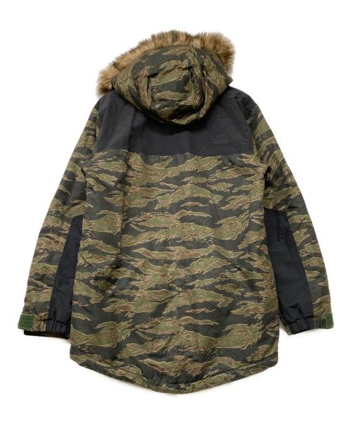 THE NORTH FACE（ザ ノース フェイス）THE NORTH FACE (ザ ノース フェイス) 中綿迷彩ジャケット ブラック×グリーン サイズ:Ｍの古着・服飾アイテム
