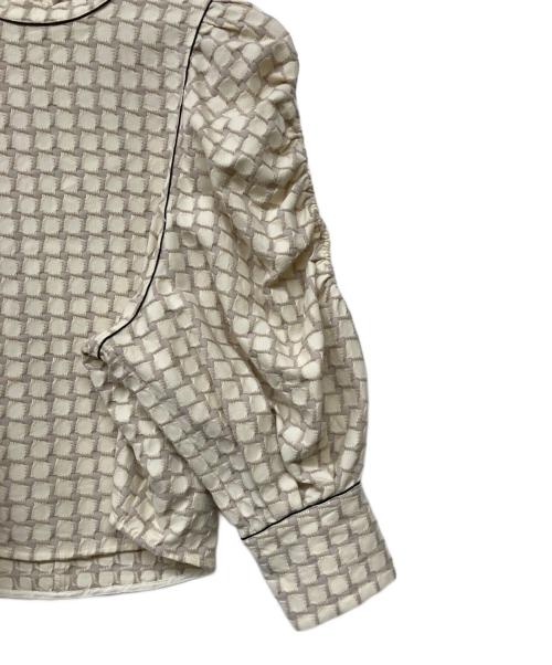 TODAYFUL（トゥデイフル）TODAYFUL (トゥデイフル) Openshoulder Jacquard Blouse アイボリー サイズ:Fの古着・服飾アイテム