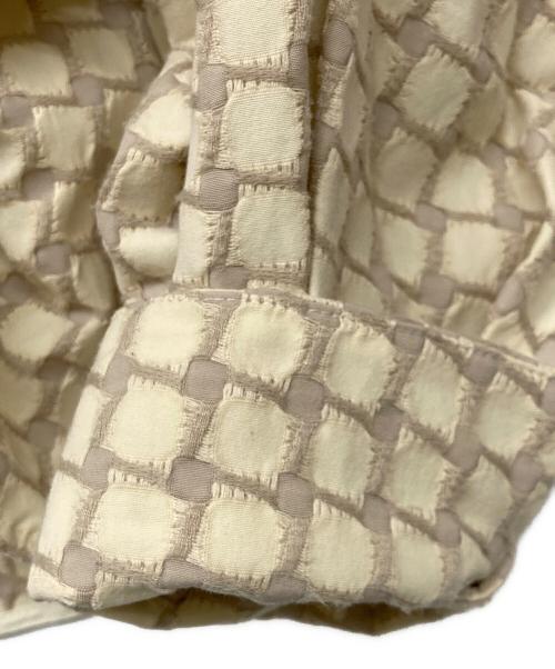 TODAYFUL（トゥデイフル）TODAYFUL (トゥデイフル) Openshoulder Jacquard Blouse アイボリー サイズ:Fの古着・服飾アイテム