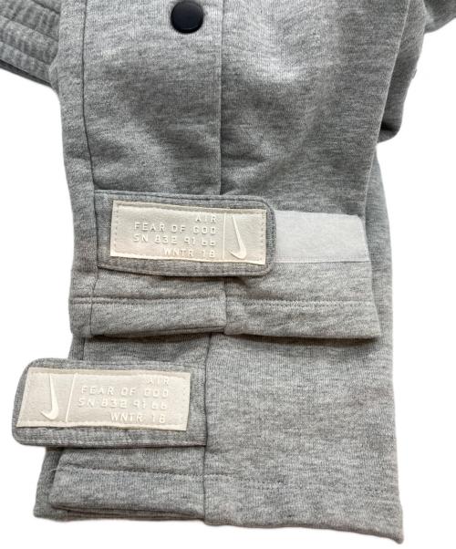 NIKE（ナイキ）NIKE (ナイキ) FEAR OF GOD (フィア・オブ・ゴッド) 18AW Warm Up Pants NBA(チハチエーダブリュー・ウォームアップ・パンツ・エヌビーエー) グレー サイズ:Sの古着・服飾アイテム