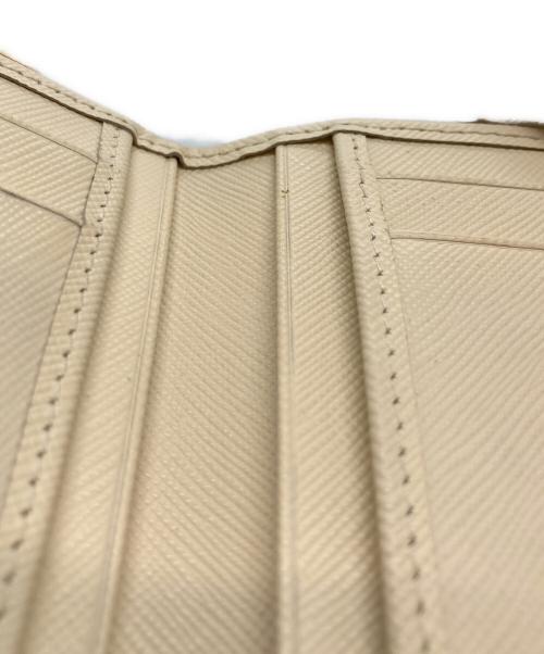 MARNI（マルニ）MARNI (マルニ) サフィアーノ カーフスキン ウォレット アイボリーの古着・服飾アイテム