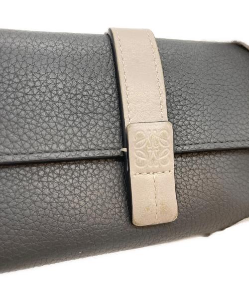 LOEWE（ロエベ）LOEWE (ロエベ) スモールバーティカルウォレット グレー×グリーンの古着・服飾アイテム