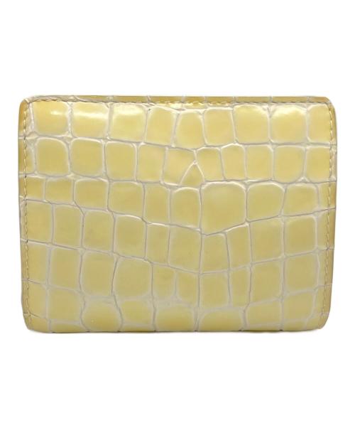 MIU MIU（ミュウミュウ）MIU MIU (ミュウミュウ) クロコ2つ折りコンパクトウォレット イエローの古着・服飾アイテム