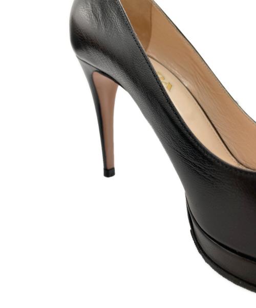 PRADA（プラダ）PRADA (プラダ) ポインテッドトゥヒールパンプス ブラック サイズ:22.5の古着・服飾アイテム