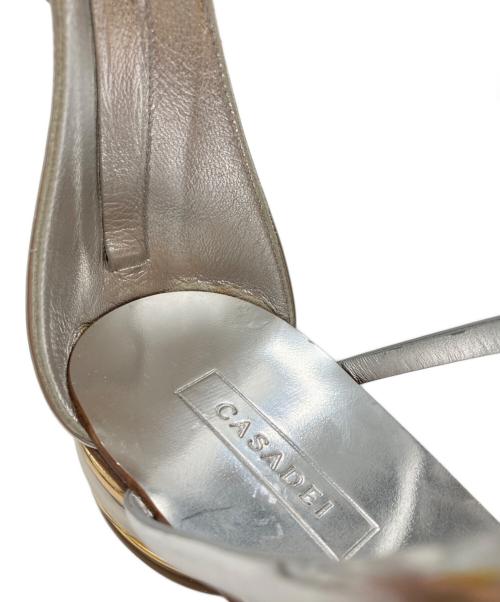 CASADEI（カサディ）CASADEI (カサディ) バックジップアンクルストラップサンダル シルバー×ゴールド サイズ:SIZE 36の古着・服飾アイテム