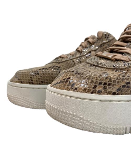 NIKE（ナイキ）NIKE (ナイキ) W AF1 PLT.AF.ORM HEMP/HEMP-SAIL ブラウン サイズ:29の古着・服飾アイテム