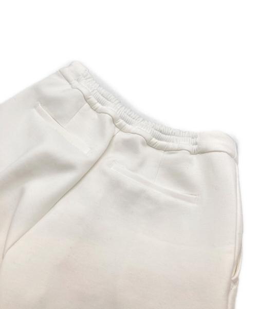 anuans（アニュアンス）anuans (アニュアンス) 25SS カットテーパードパンツ ホワイト サイズ:Mの古着・服飾アイテム