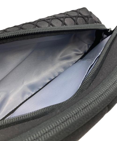 laquoh（ラクーオ）laquoh (ラクーオ) ボンディングショルダーバッグ ブラックの古着・服飾アイテム