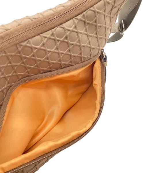 laquoh（ラクーオ）LAQUOH (ラクーオ) ボンディングショルダーバッグ ブラウンの古着・服飾アイテム