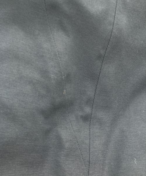 MOUNTAIN HARD WEAR（マウンテンハードウェア）MOUNTAIN HARD WEAR N.HOOLYWOOD (エヌ ハリウッド) CITY DWELLERS HOODED DOWN JACKET(シティ ドゥエラーズ フーデッド ダウン ジャケット) グレー サイズ:40／Lの古着・服飾アイテム