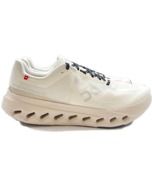on（オン）on (オン) Cloudsurfer Next ホワイト サイズ:28の古着・服飾アイテム