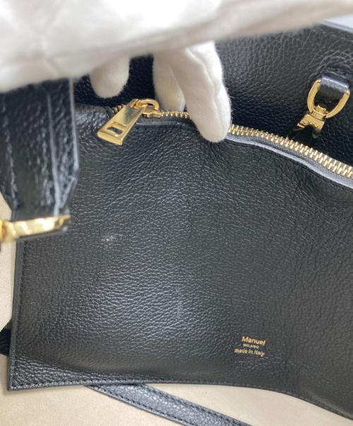 Manuel MILANO（マニュエルミラノ）Manuel MILANO (マニュエルミラノ) IENA (イエナ) 23AW 別注ゴールドモチーフバッグ ブラックの古着・服飾アイテム