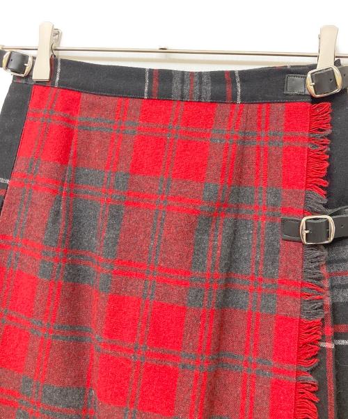 O'NEIL OF DUBLIN（オニールオブダブリン）O'NEIL OF DUBLIN (オニールオブダブリン) ウールブレンドチェックベルテッドプリーツラップスカート レッド×ブラック×グレー サイズ:38の古着・服飾アイテム