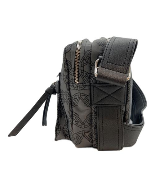 Vivienne Westwood（ヴィヴィアンウエストウッド）Vivienne Westwood (ヴィヴィアンウエストウッド) ショルダーバッグ グレーの古着・服飾アイテム