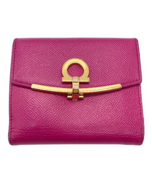 Salvatore Ferragamo（サルヴァトーレ フェラガモ）Salvatore Ferragamo (サルヴァトーレ フェラガモ) ガンチーニ レザー折り畳み財布 ピンクの古着・服飾アイテム