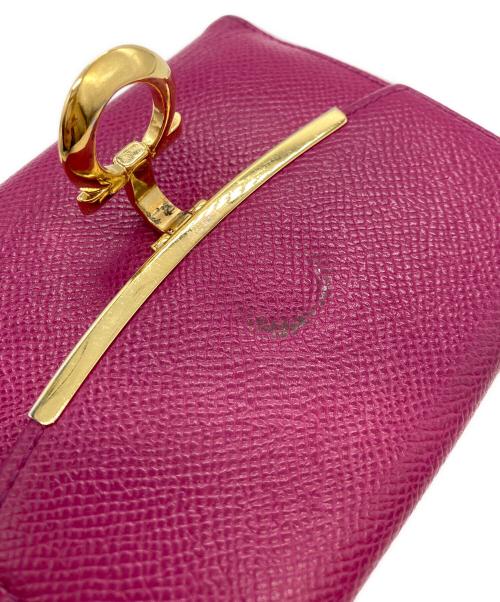 Salvatore Ferragamo（サルヴァトーレ フェラガモ）Salvatore Ferragamo (サルヴァトーレ フェラガモ) ガンチーニ レザー折り畳み財布 ピンクの古着・服飾アイテム