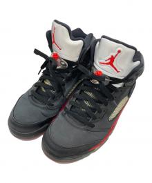 NIKE（ナイキ）の古着「AIR JORDAN 5 RETRO BLACK/UNIVERSITY RED」｜ブラック×レッド